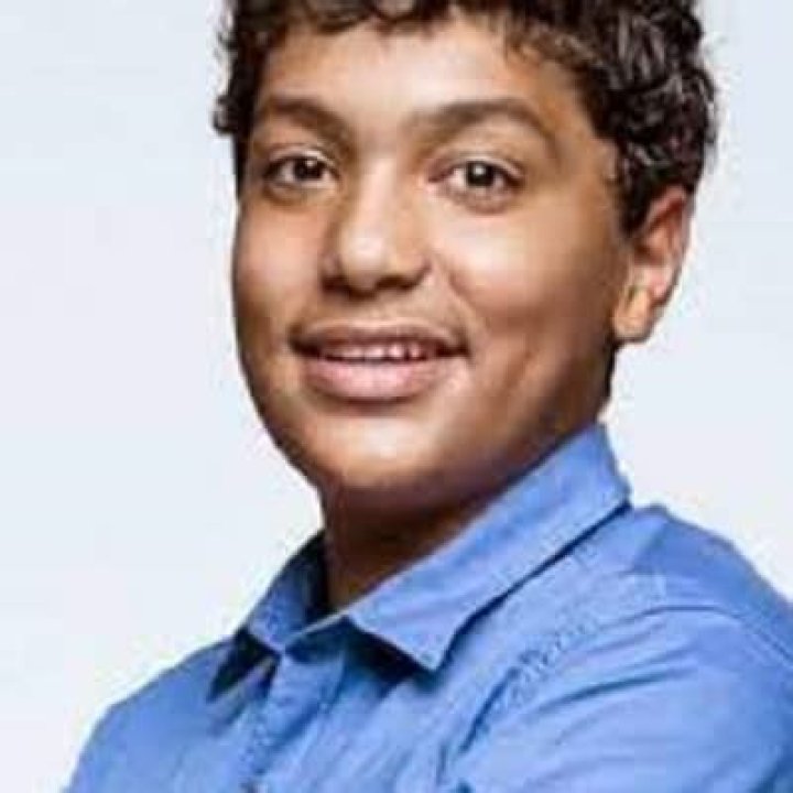 Austin Owen - Bio, Net Worth, Single, Nationality, Height, Facts