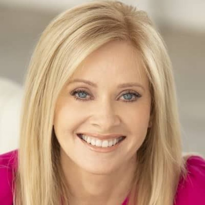 Barbara Crampton - Bio, Age, Height, Net Worth, Facts, Nationality