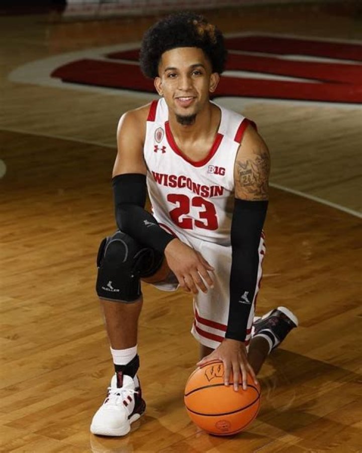 Chucky Hepburn - Bio, Age, Height, Nationality, Net Worth, Facts