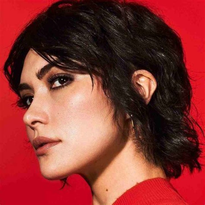 Daniella Pineda - Bio, Age, Net Worth, Single, Nationality, Career, Wiki