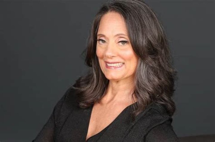 Doreen Alderman - Bio, Net Worth, Divorcee, Nationality, Facts