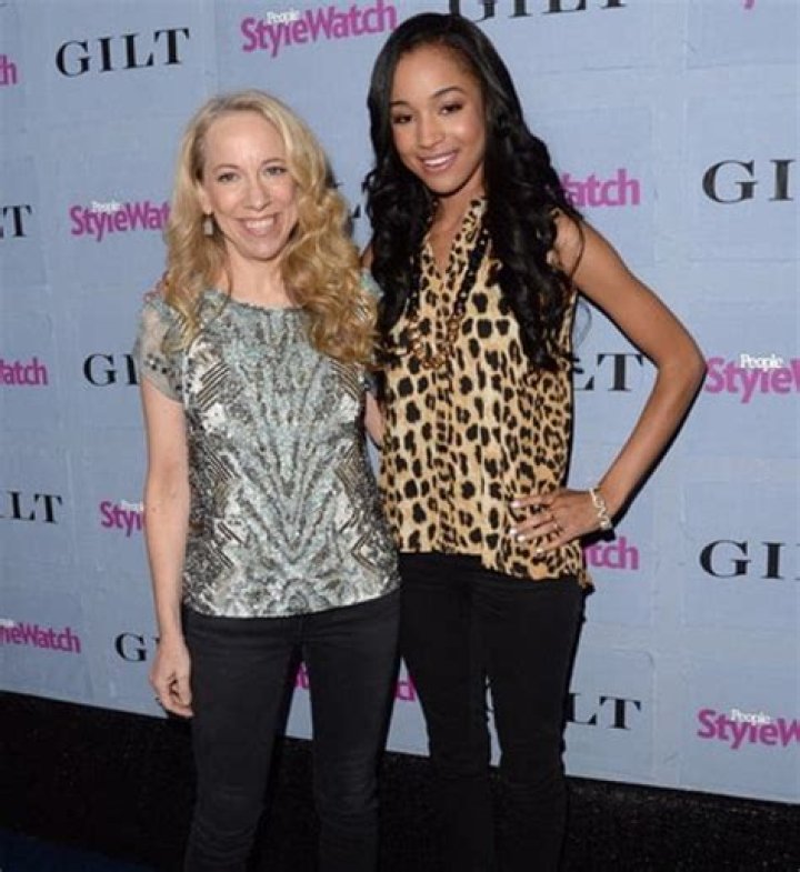 Erinn Veronica Westbrook - Bio, Age, Net Worth, Height, In Relation, Nationality, Body Measurement, Career