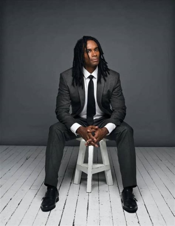 Fab Morvan - Bio, Age, Career, Height, Net Worth, Facts