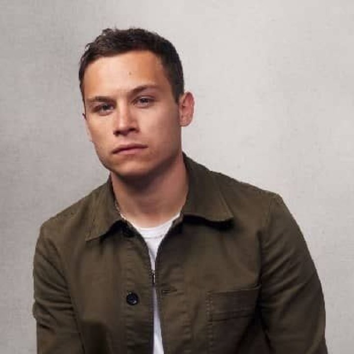 Finn Cole - Bio, Age, Net Worth, Height, Single, Nationality, Body Measurement, Career