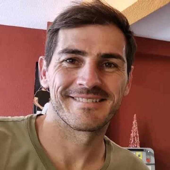 Iker Casillas - Bio, Age, Net Worth, Height, Married, Nationality, Body Measurement, Career