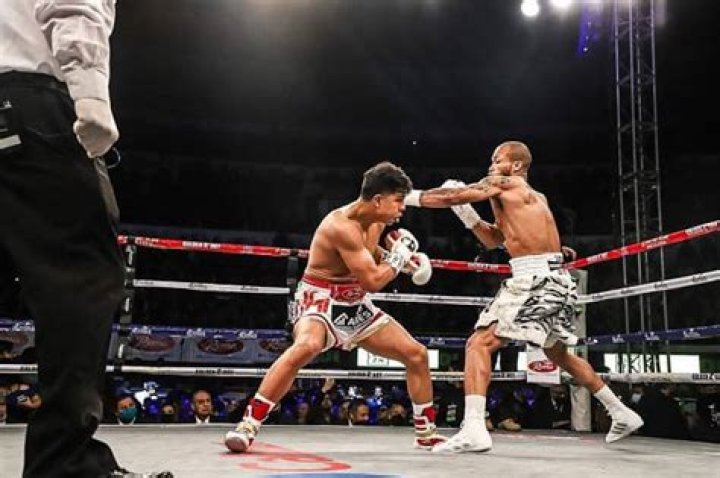 Jaime Munguia - Bio, Career, Single, Age, Net Worth, Height, Facts