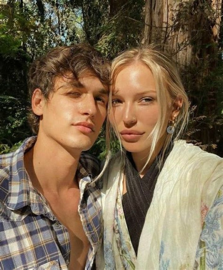 Lennon Stella - Bio, Career, In Relationship, Age, Net Worth, Facts