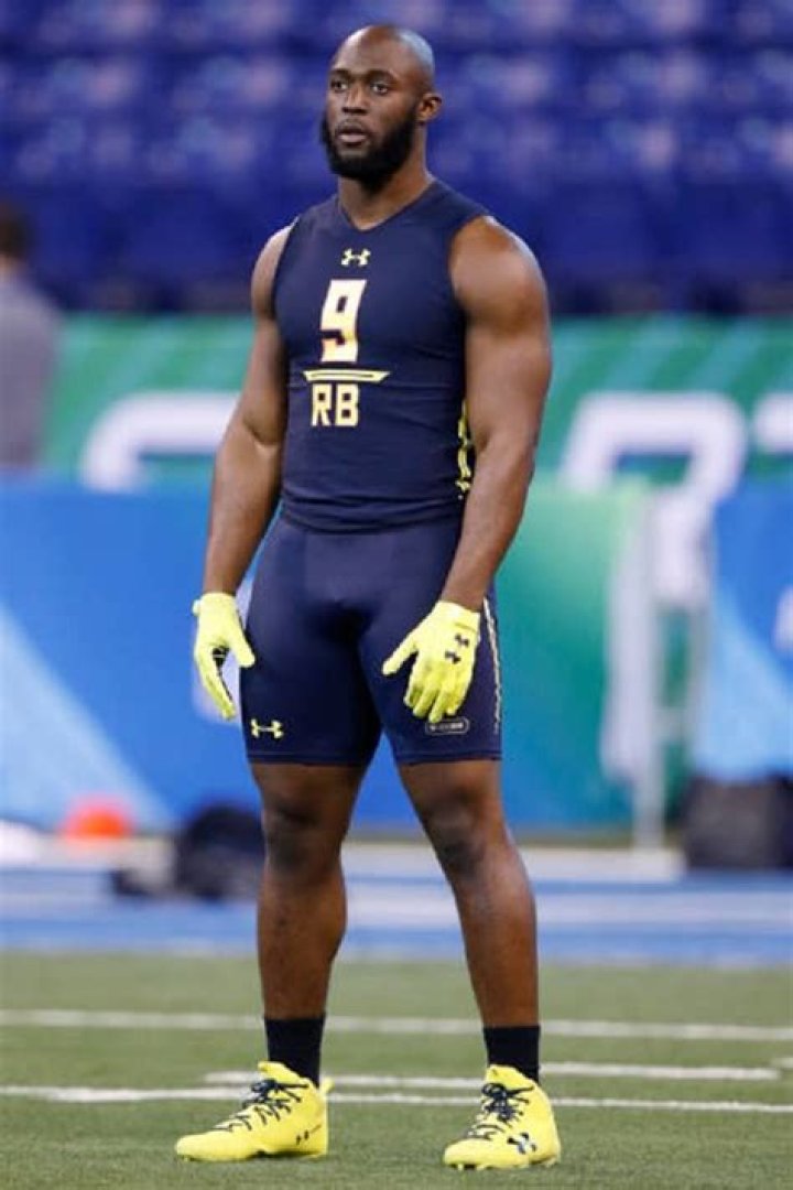 Leonard Fournette - Bio, Career, Net Worth, Height, Married, Facts