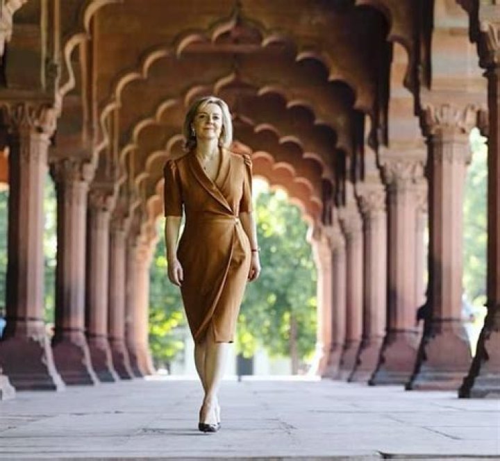 Liz Truss - Bio, Career, Age, Net Worth, Height, Nationality, Facts