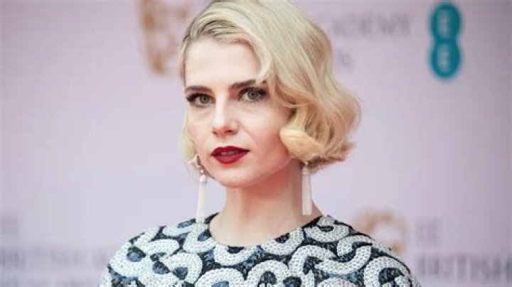 Lucy Boynton - Bio, Age, Net Worth, Height, Nationality, Body Measurement, Career