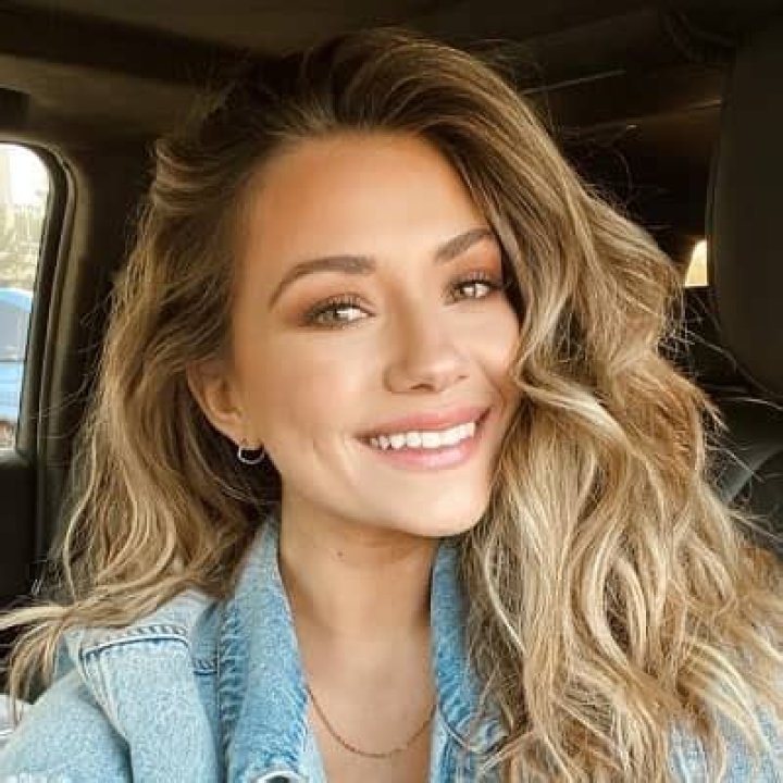 Madison Bontempo - Bio, Age, Net Worth, Height, Nationality, Career, Wiki