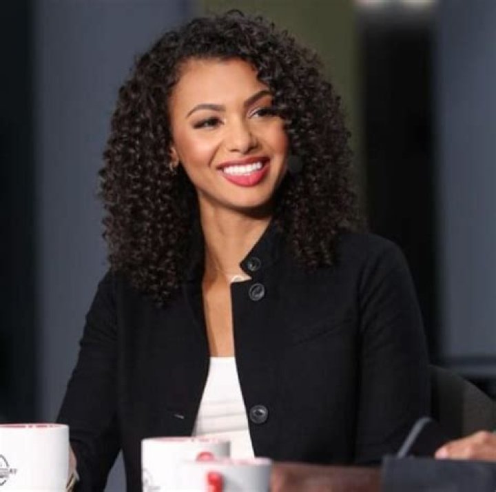 Malika Andrews - Bio, Age, Net Worth, Salary, Single, Nationality, Career