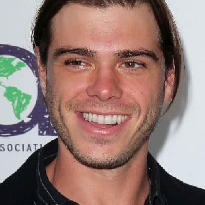 Matthew Lawrence - Bio, Career, Age, Net Worth, Height, Facts