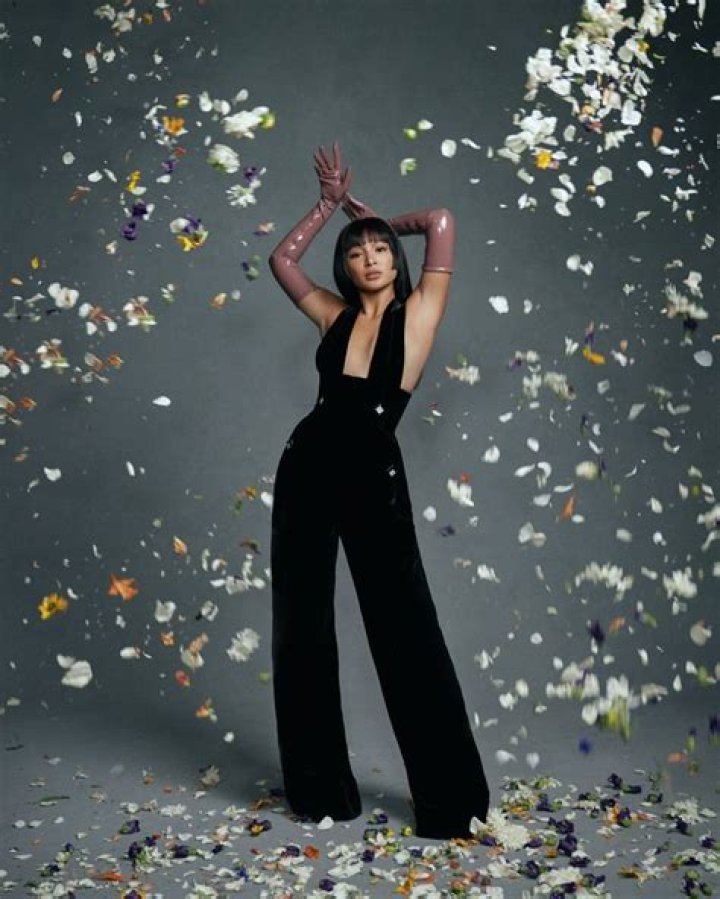 Nadine Lustre - Bio, Age, Height, Single, Nationality, Body Measurement, Career