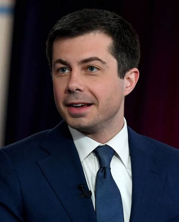 Pete Buttigieg - Bio, Age, Height, Single, Nationality, Career, Wiki