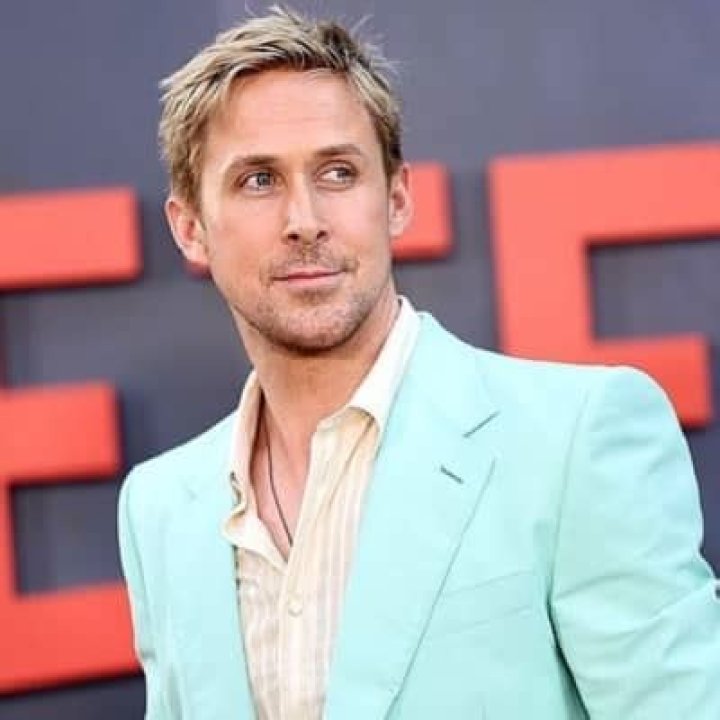Ryan Gosling - Bio, Career, Engaged, Age, Net Worth, Facts