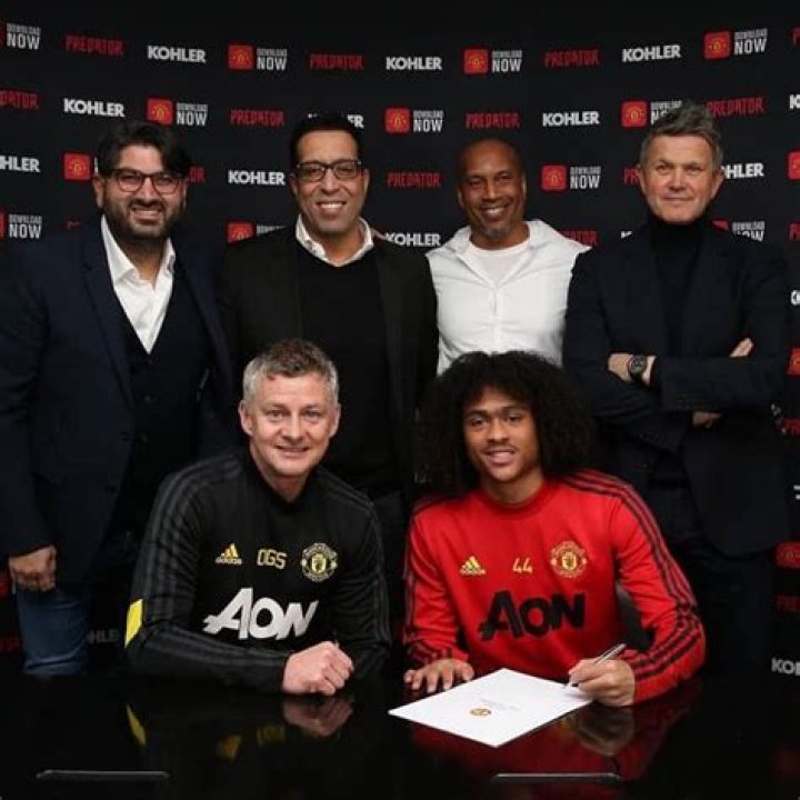 Tahith Chong - Bio, Age, Net Worth, Height, Married, Career, Facts
