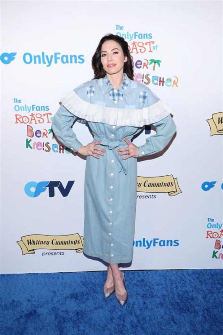 White Cummings - Bio, Age, Net Worth, Salary, Height, In Relation, Nationality, Body Measurement, Career